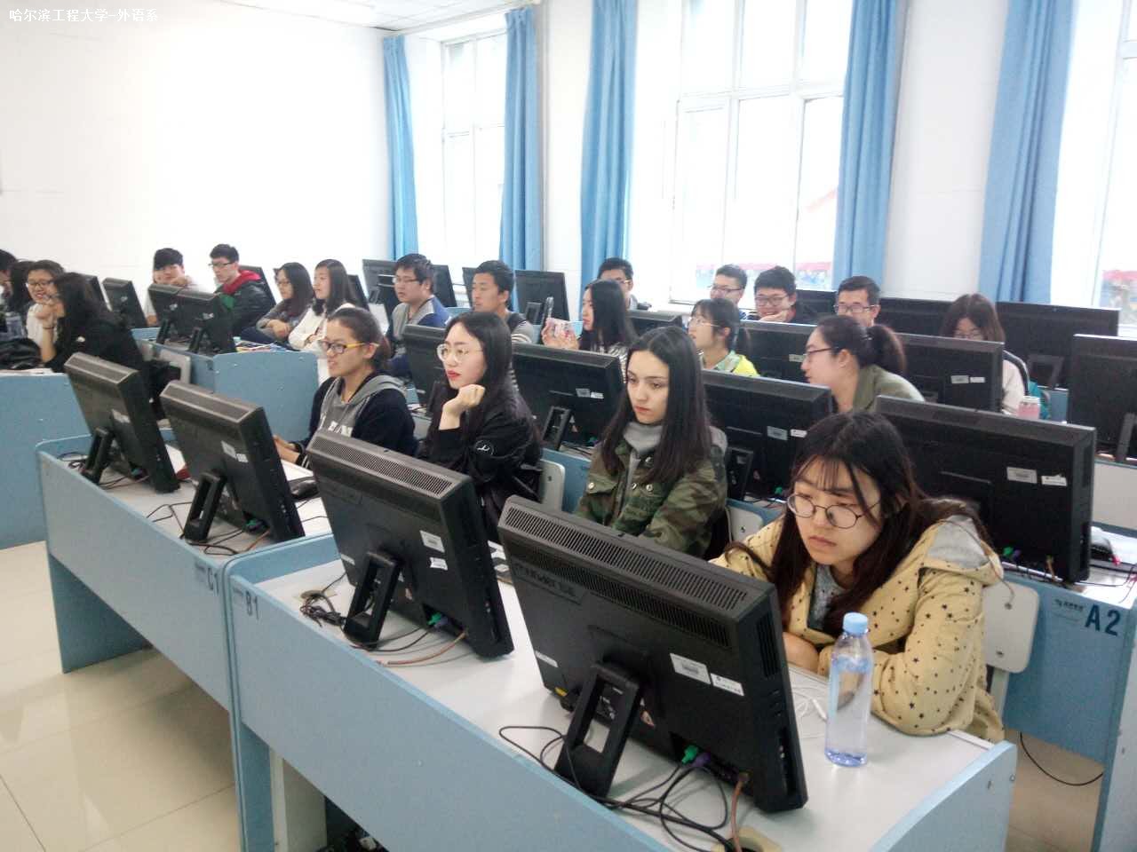 计算机辅助翻译实训室扩建及软件升级完成并投入使用