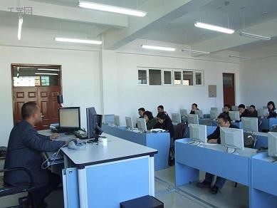 外语系局域网防病毒体系专业培训圆满结束