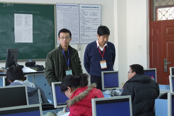 我校举办全国国际商务英语二级考试