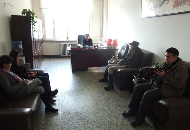 外语系俱乐部2011年协调会议召开