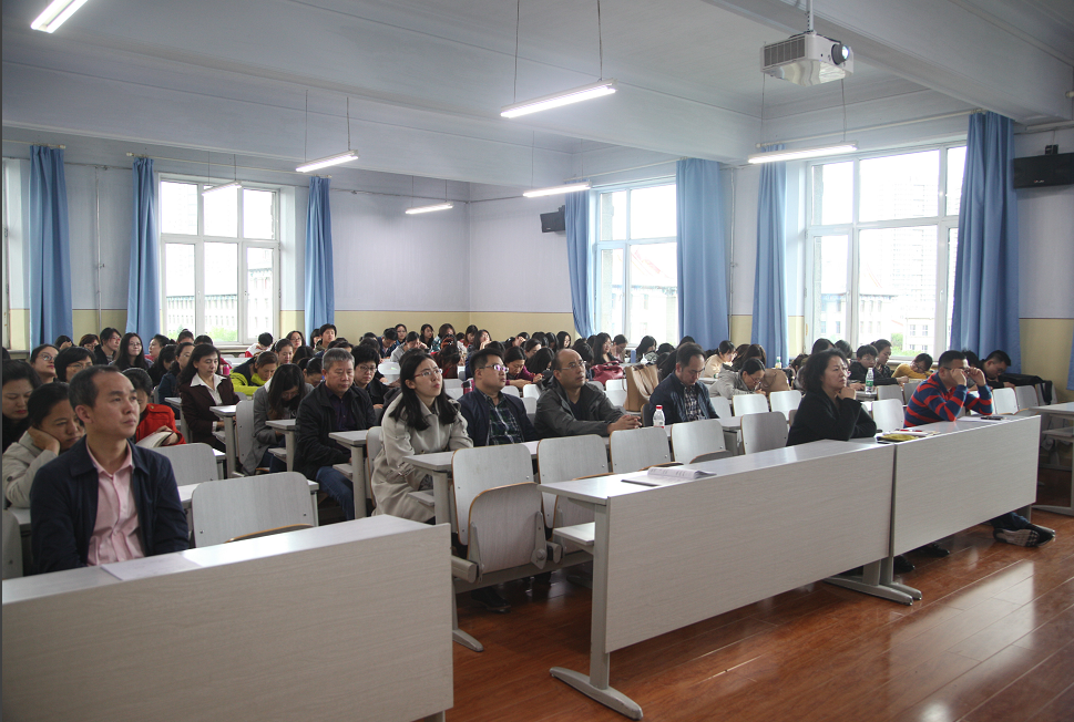 外语系党委召开全体党员大会 学习传达学校党委接收部党组巡视工作动员会会议精神